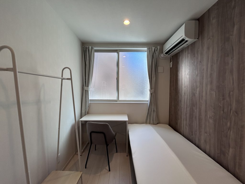 Mixed-gender Share House (Male floor), BanRak Rokugo-Dote 104 | ¥37,000