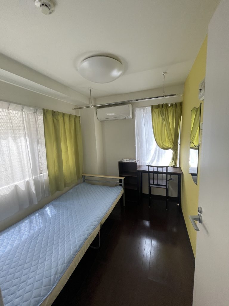 Mixed-gender Share House, BanRak Ogu Room 6 | ¥47,000