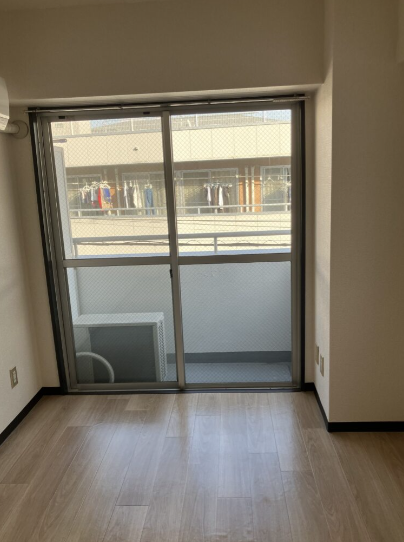 แมนชั่นพร้อมเฟอร์ฯสาย Tozai ให้เช่า RakRak Kasai 306 | ¥59,000
