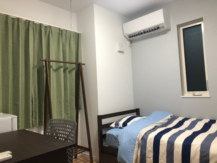 Male Share House, BanRak Nakano Chuo 103 | ¥37,000